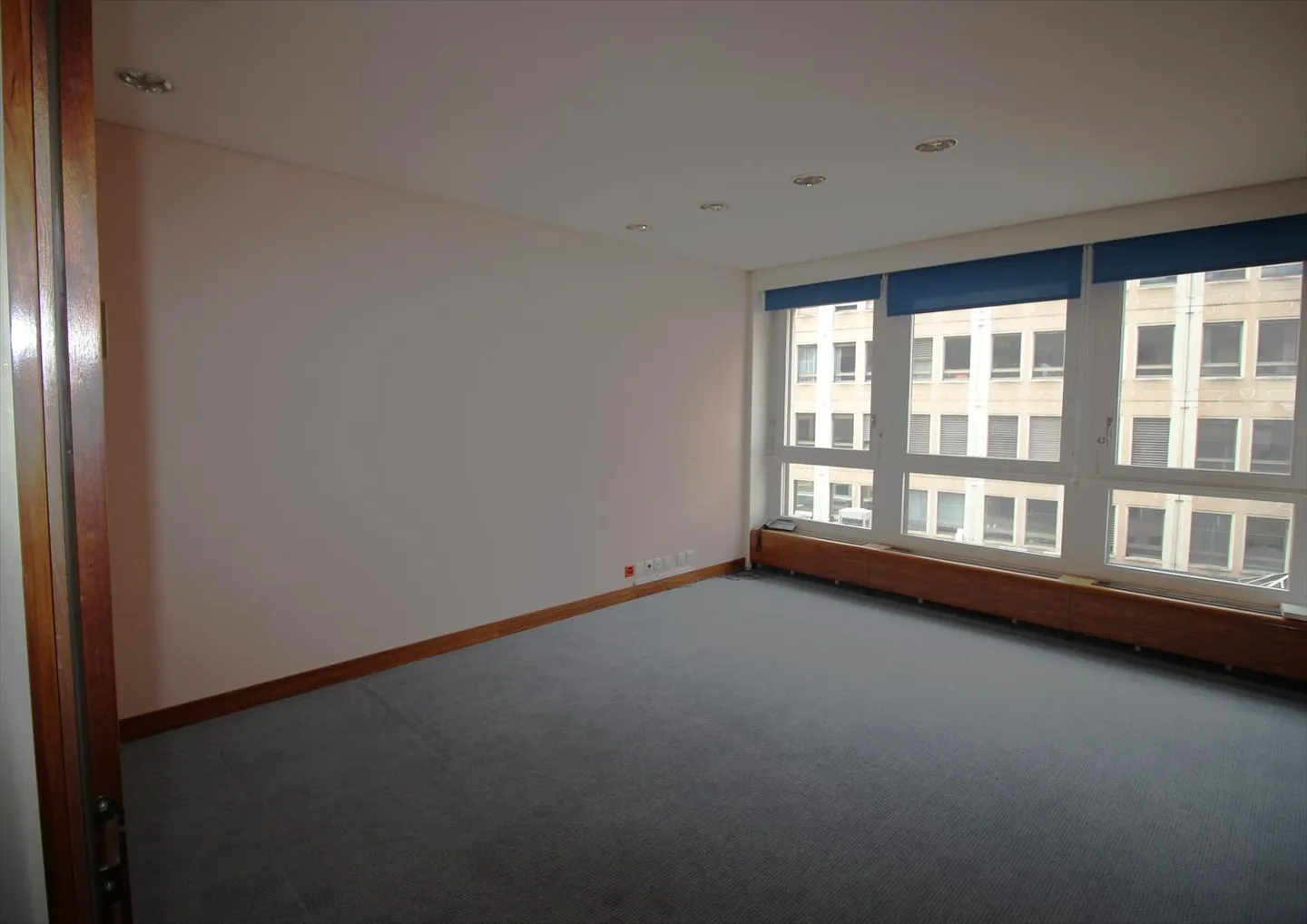 Ufficio 7,5 stanze - Foto 2 di 6