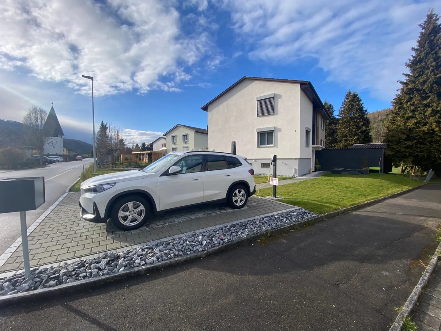 Casa a schiera completamente ristrutturata di 5,5 stanze a Bichelsee - Foto 10 di 11