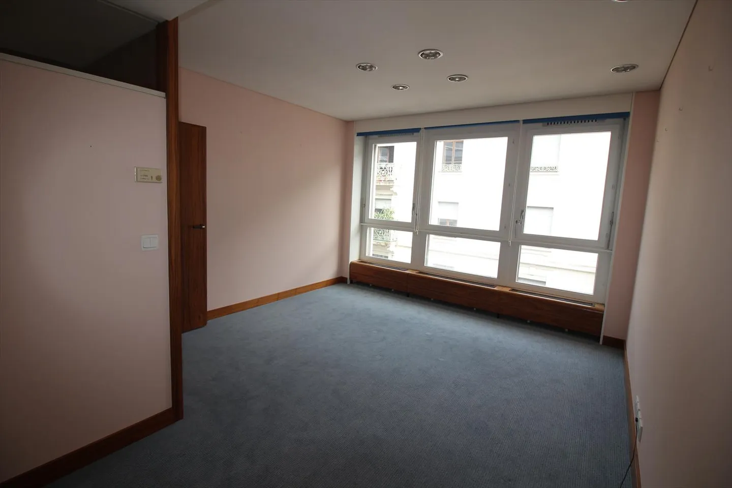 Ufficio 7,5 stanze - Foto 5 di 6