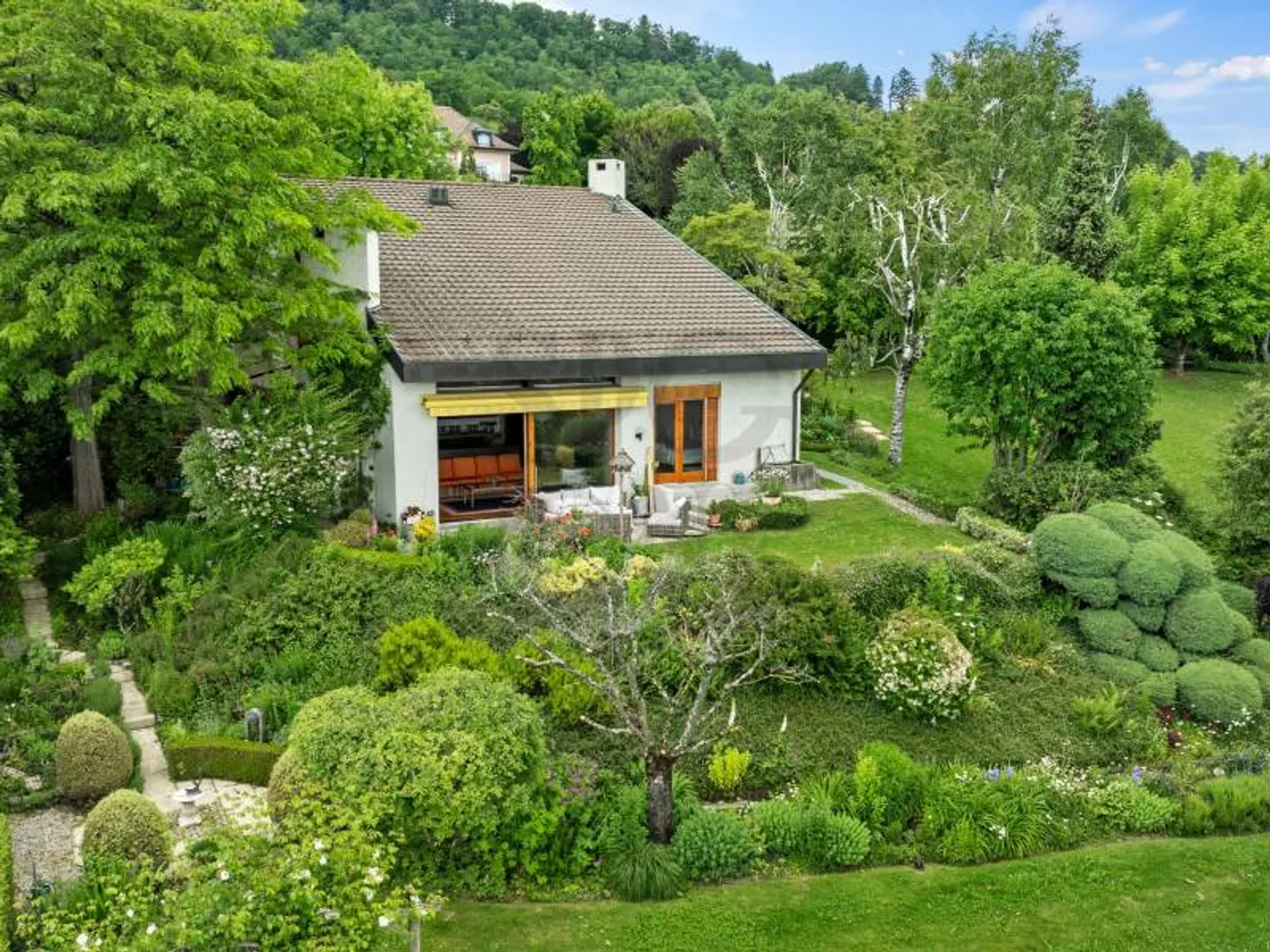 5-room House - Photo 3 of 8