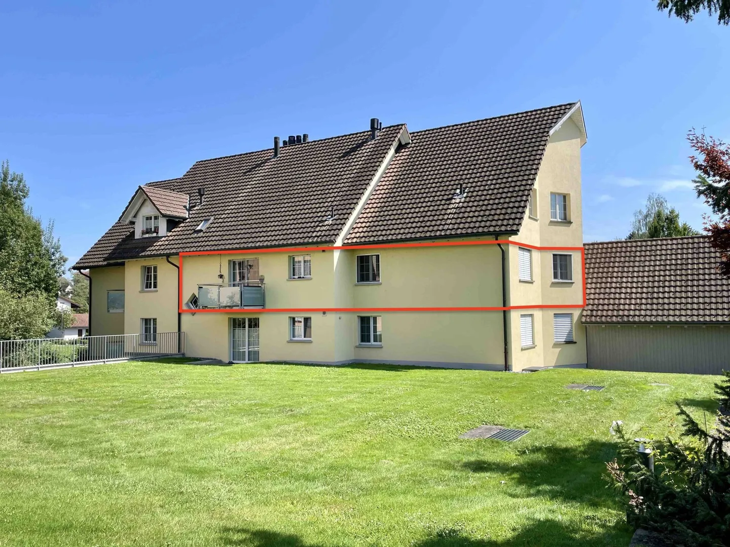 Vivre dans le vert : Appartement spacieux de 5,5 pièces à Erlen - Photo 4 sur 27