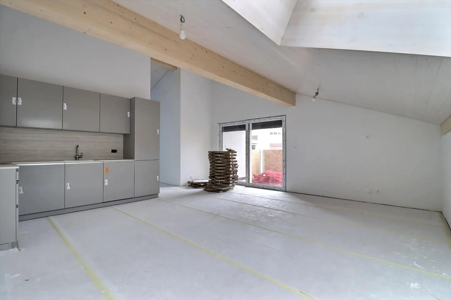 Appartamento in mansarda 3.5 locali a Bossonnens - Foto 3 di 9