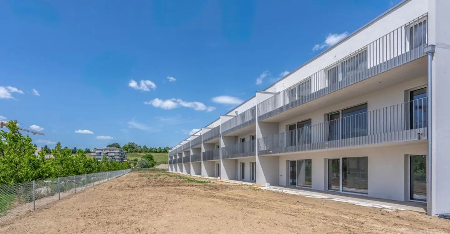 Schöne 2,5-Zimmer-Wohnung mit großzügiger Terrasse und Garten - Foto 1 von 7