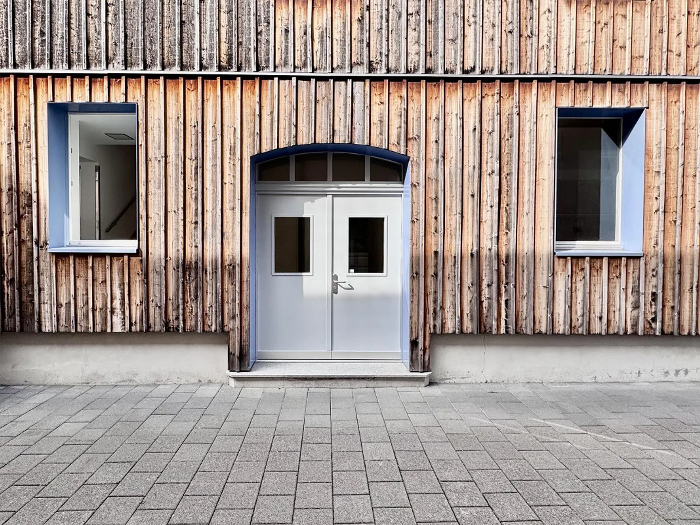 Commercial space with separate rooms and private seating area - Photo 1 of 13