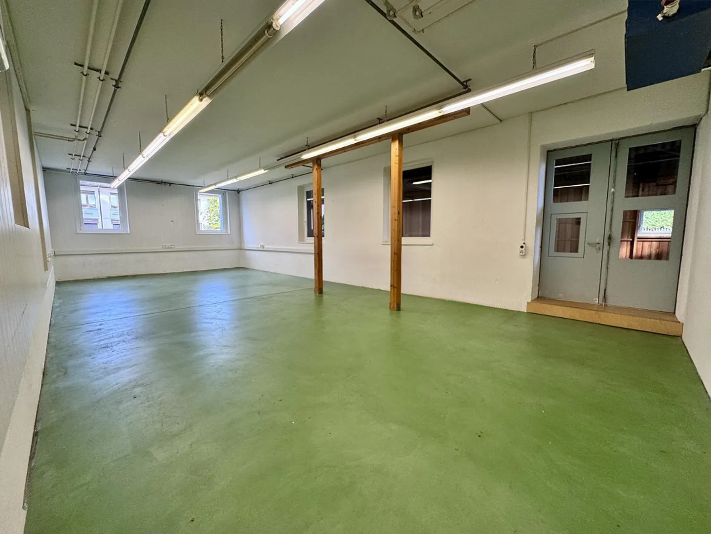 Commercial space with separate rooms and private seating area - Photo 6 of 13