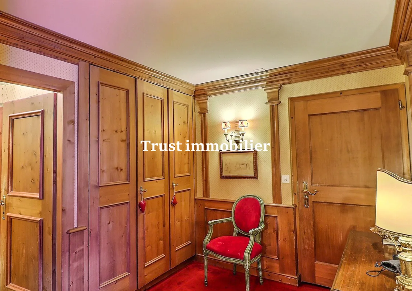 5057. Beautiful opportunity in a high-end residence in Plans-Mayens - Photo 10 of 11