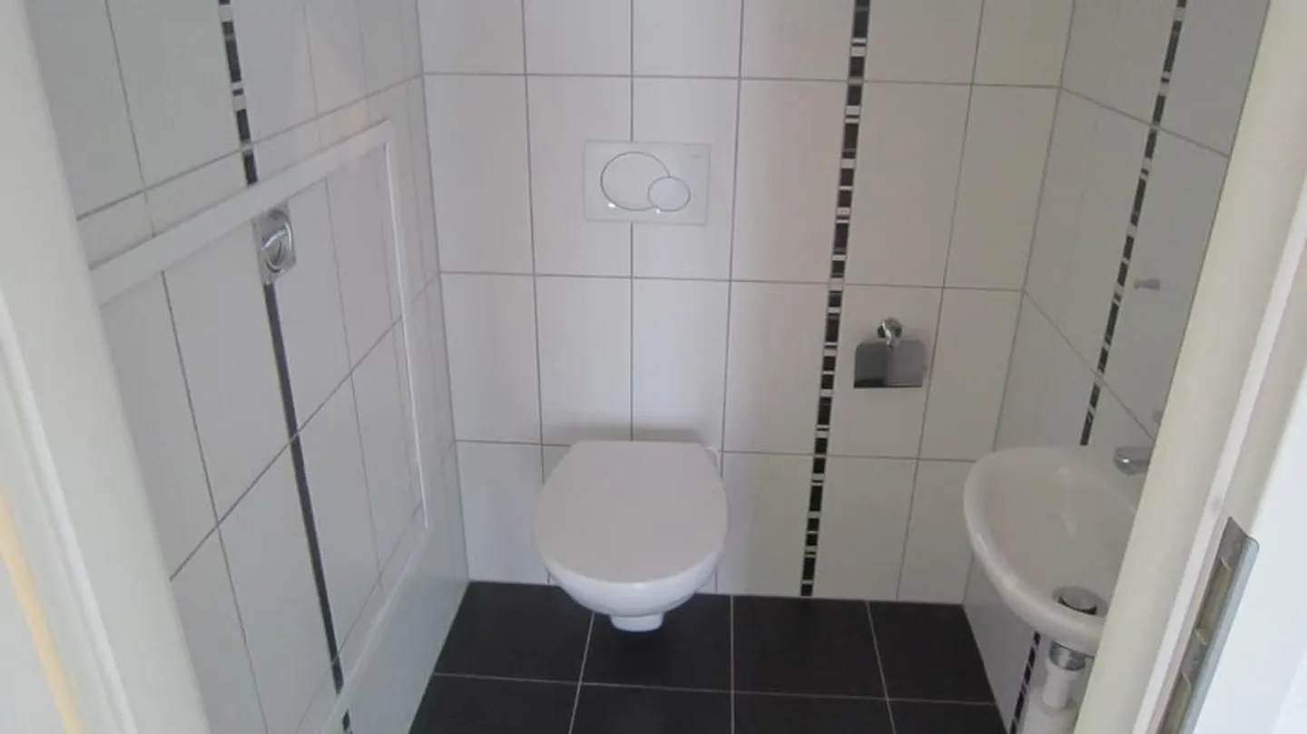 Magnificent 4.5-room apartment with large balcony - Photo 10 of 10