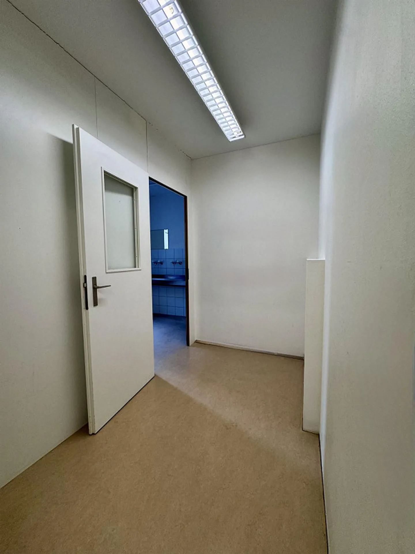 Commercial space with separate rooms and private seating area - Photo 11 of 13