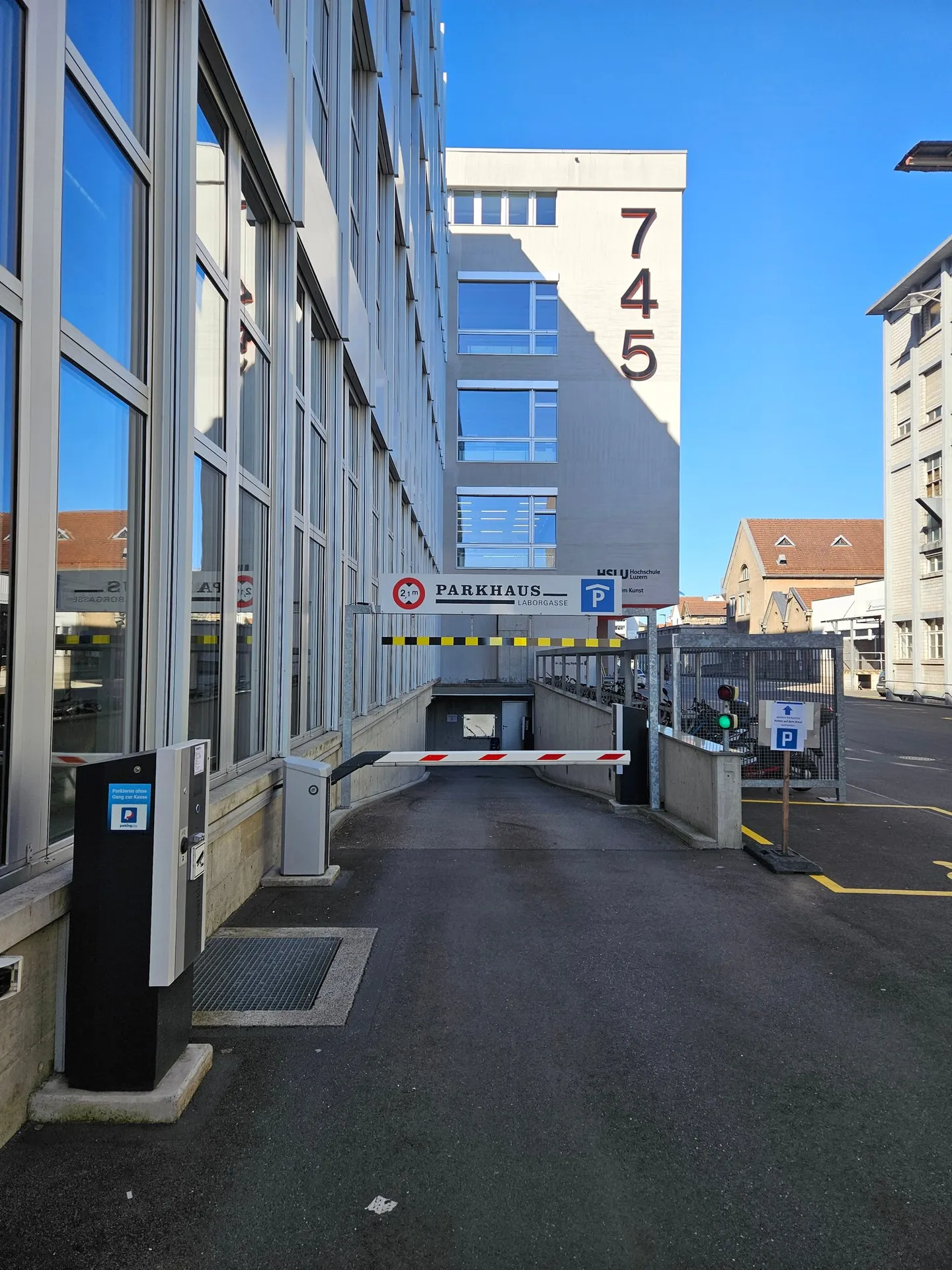 Parking space in the Laborgasse parking garage - Photo 2 of 7