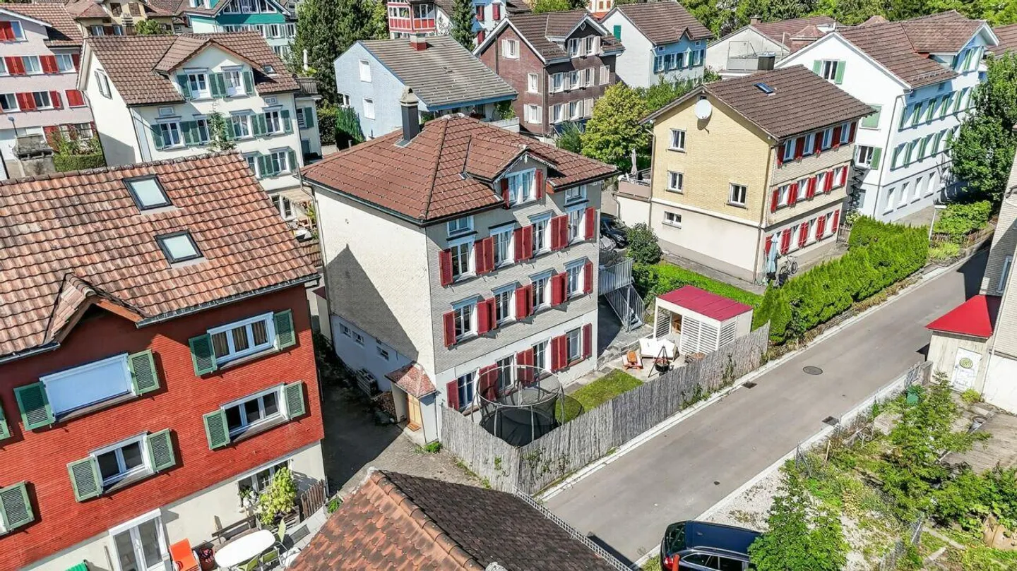 Le charme historique rencontre le confort moderne - Maison individuelle avec appartement séparé - Photo 2 sur 30