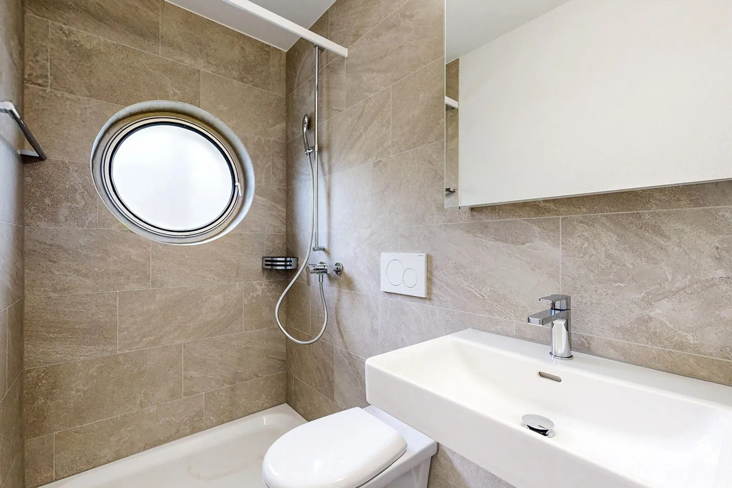 Appartement en duplex attrayant - Photo 11 sur 12