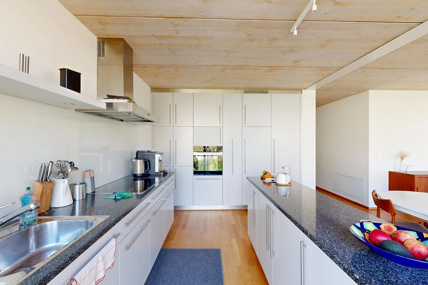 Appartamento di 4,5 stanze con giardino d'inverno e stanza hobby - Foto 12 di 16