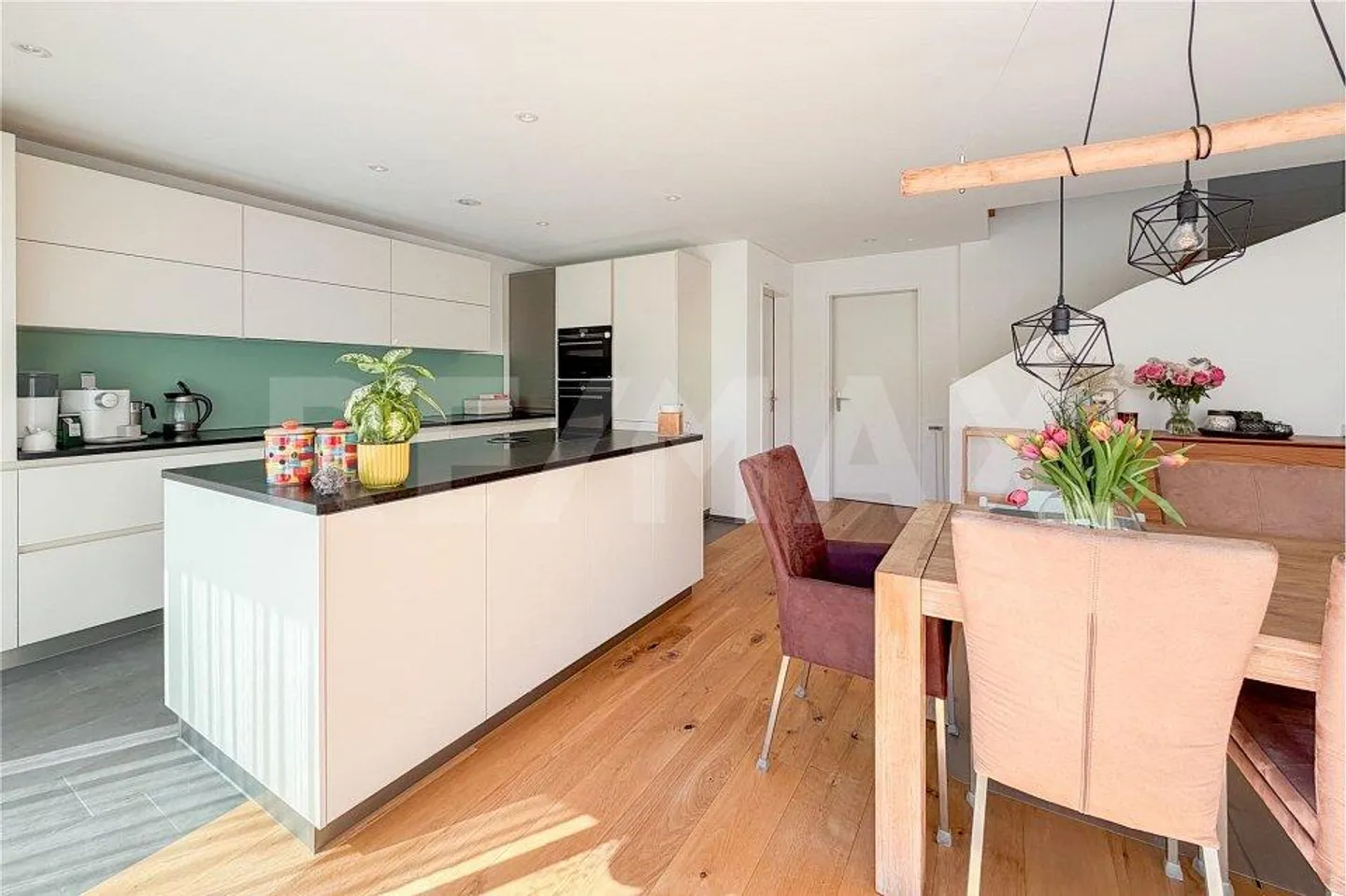 Emplacement de rêve ensoleillé avec vue Maison individuelle de 5,5 pièces à vendre à Wintersingen - Photo 3 sur 13