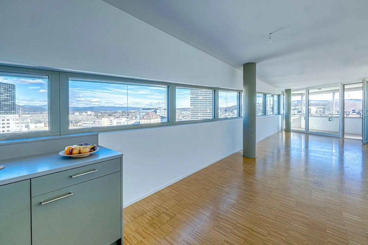 Moderne et spacieux - Photo 3 sur 7