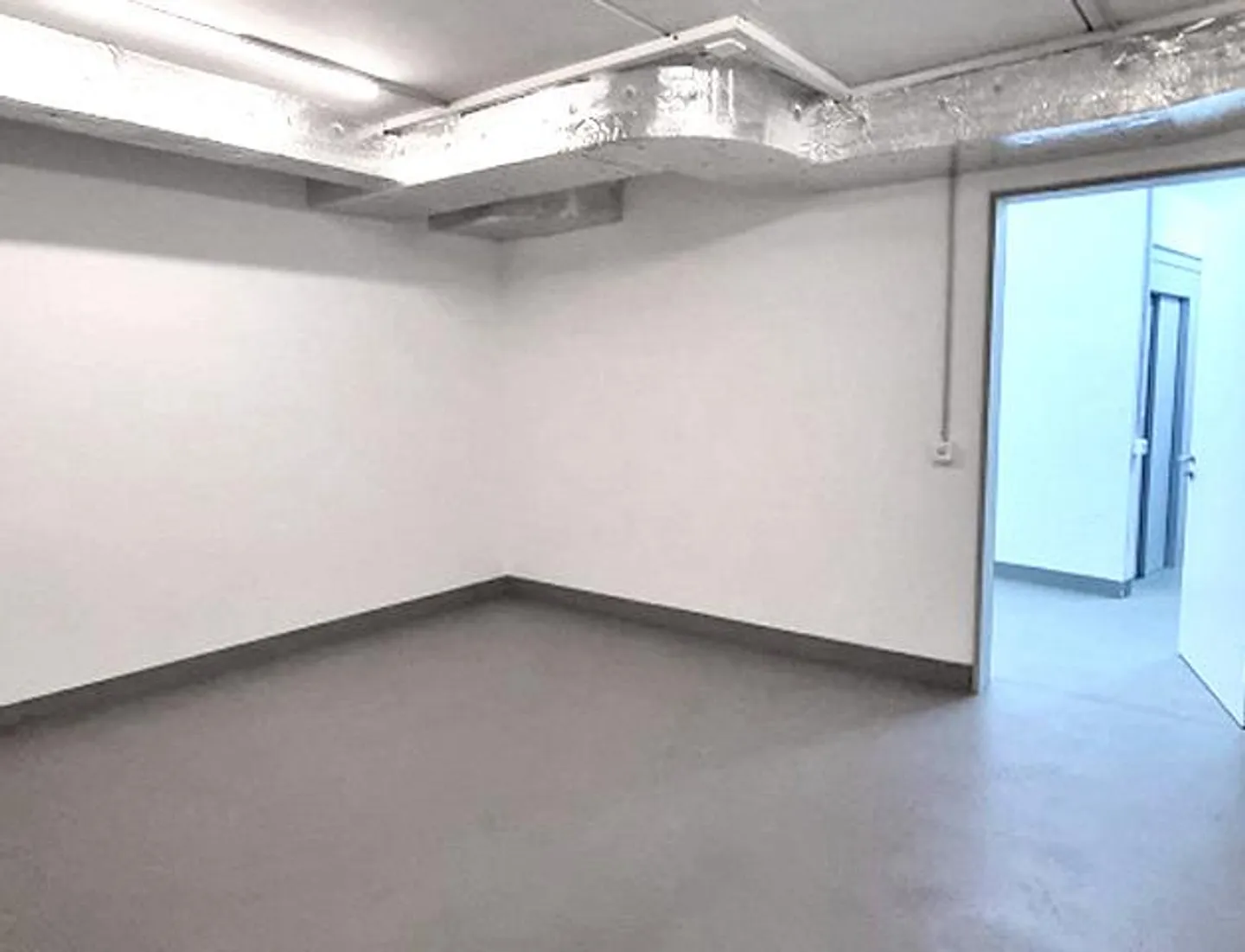 Flexible Spaces | Storage | Atelier | Office light | Hobby | Business - Photo 3 of 4