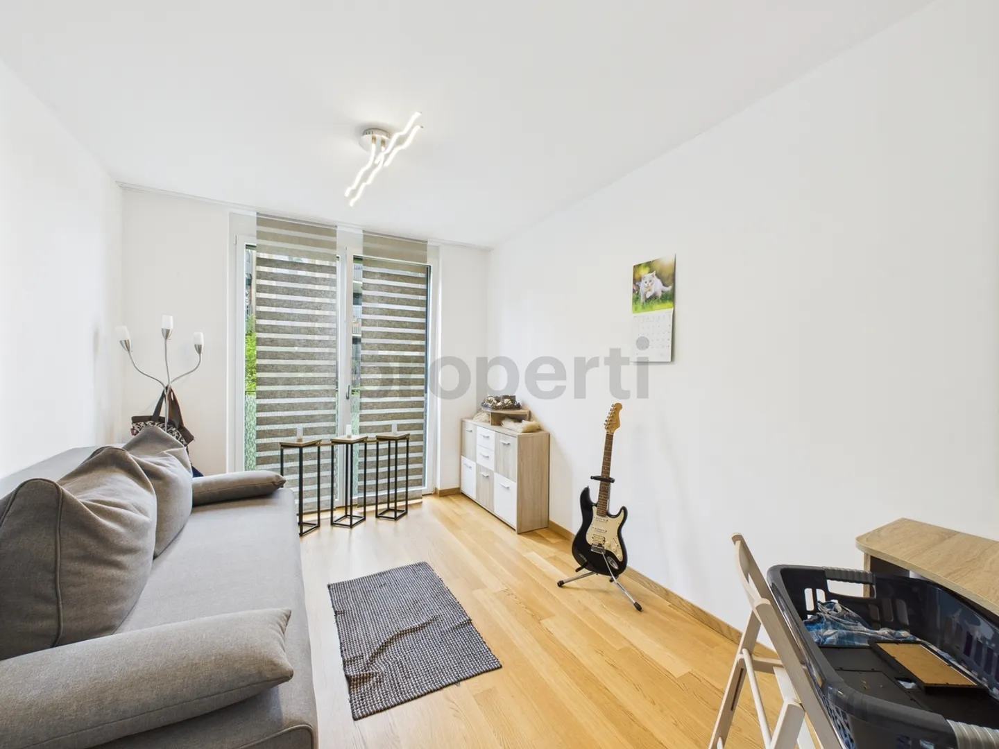 Appartamento 4.5 locali con ampia terrazza e vista mozzafiato sulle Alpi a Dietlikon - Foto 6 di 11