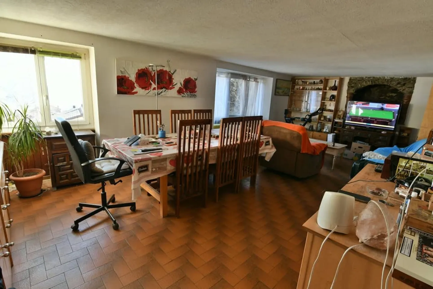 To seize in Chamoson/VS, property composed of 3.5 plots, 1 house and 1 barn - Photo 2 of 13