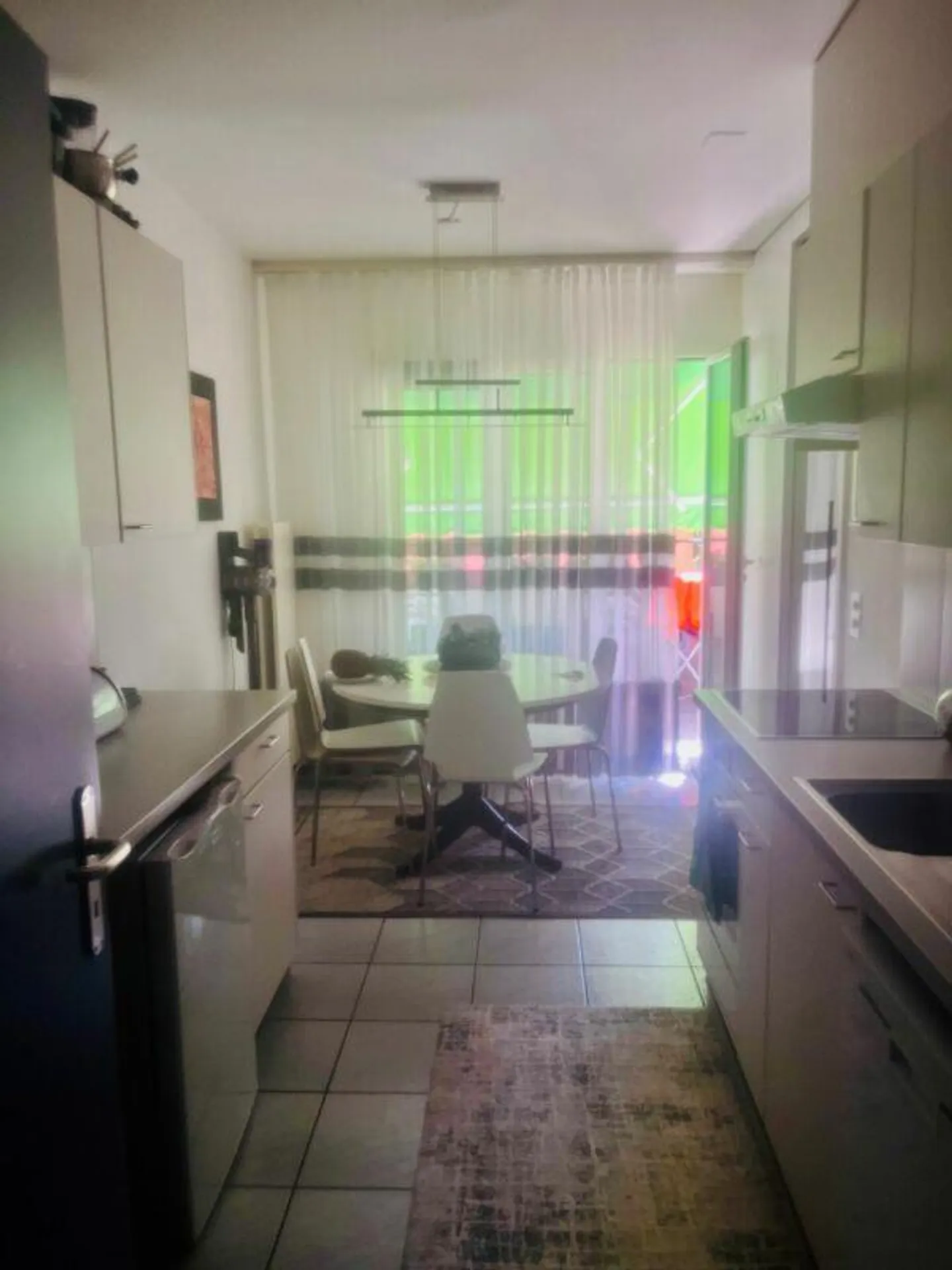 Geräumige Wohnung mit Balkon - Foto 3 von 10
