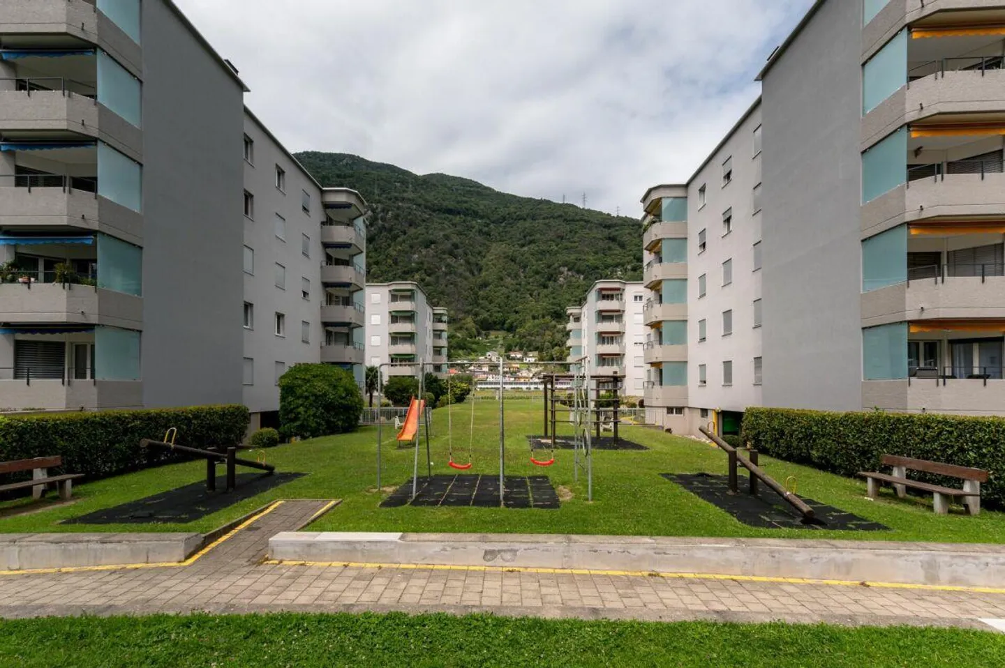 Geräumige Wohnung mit Balkon - Foto 10 von 10