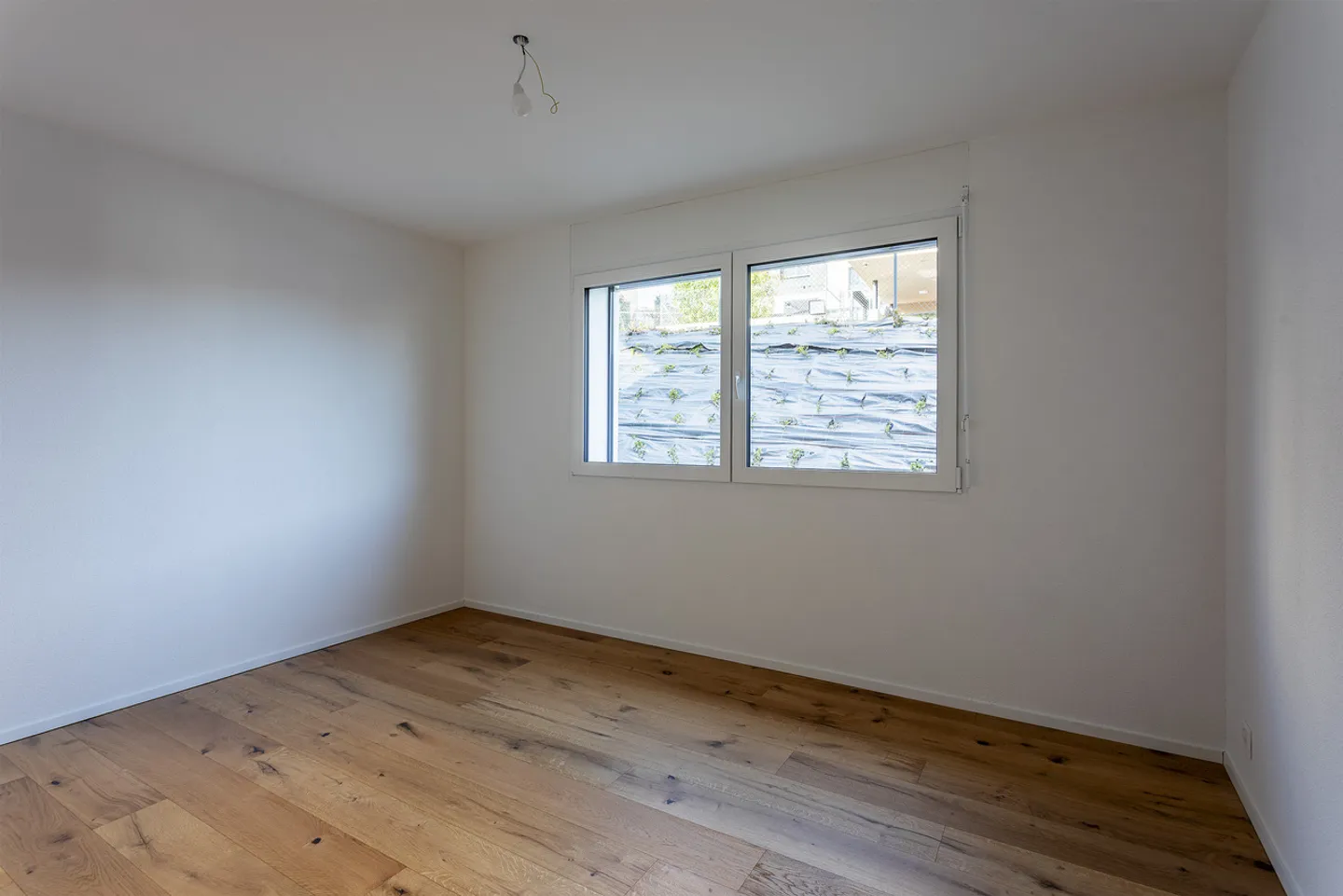 4,5 pièces rez-de-chaussée avec place de parking souterrain LOT 1 - Photo 9 sur 13