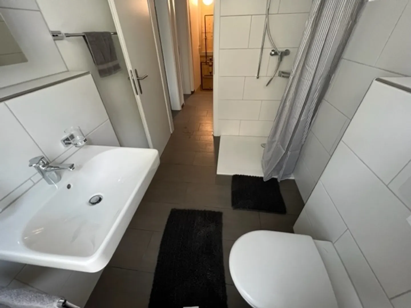 Room in shared apartment in Sulgen for rent - Photo 4 of 6
