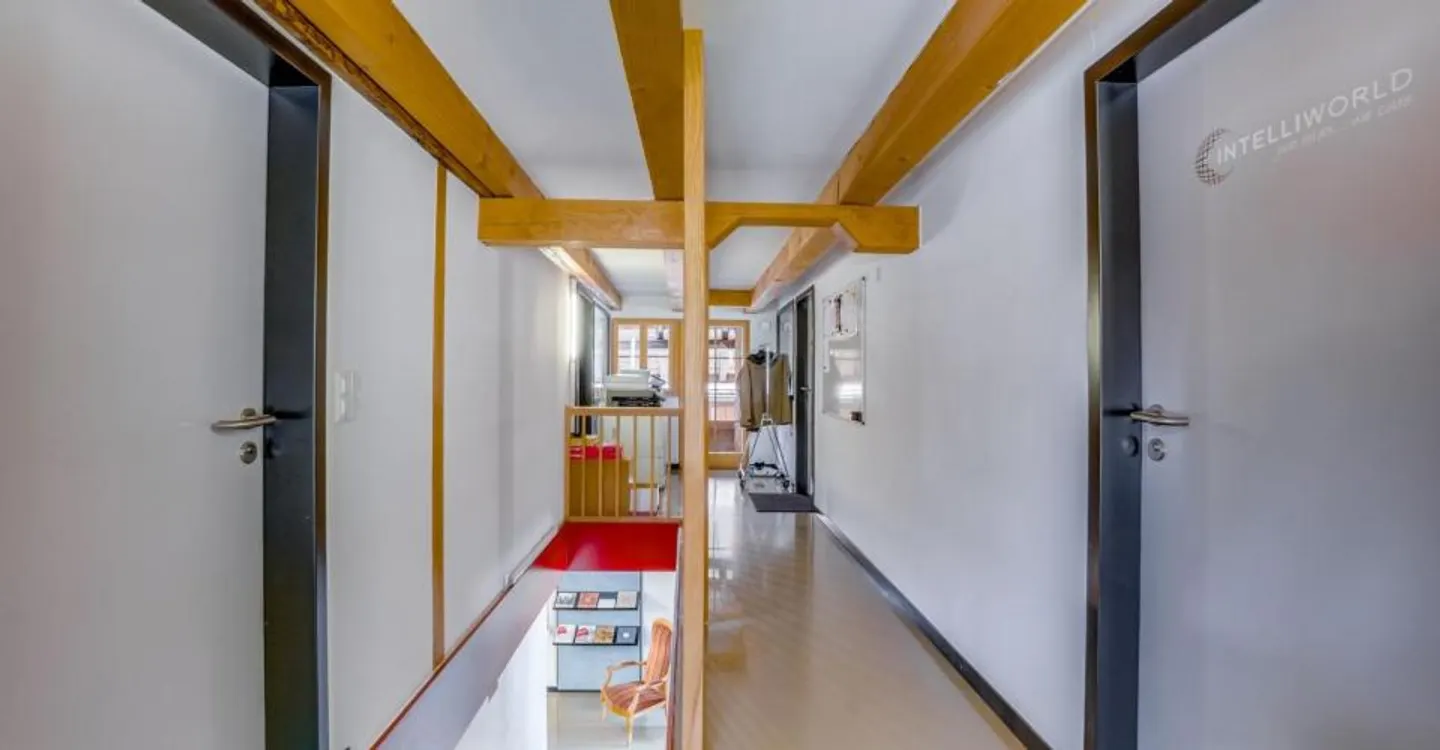 Immeuble résidentiel et commercial entièrement loué à Zollikofen - Photo 2 sur 5