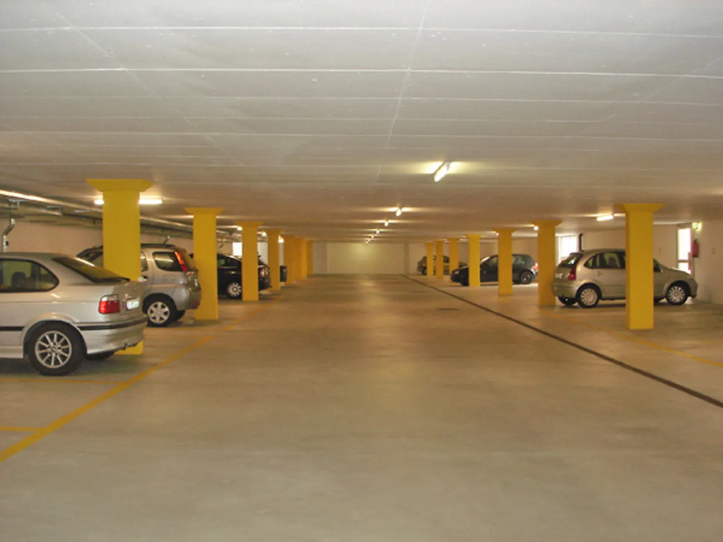 E-Mobilität Einstellplatz - Foto 2 von 4