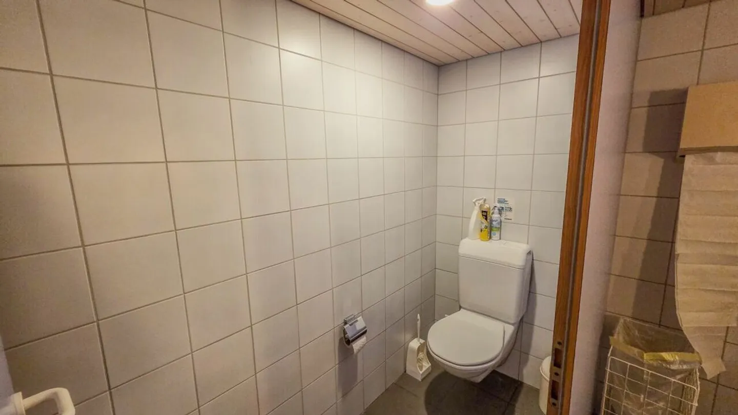 Office / Commercial Space in a Central Location in Trübbach - Photo 7 of 8