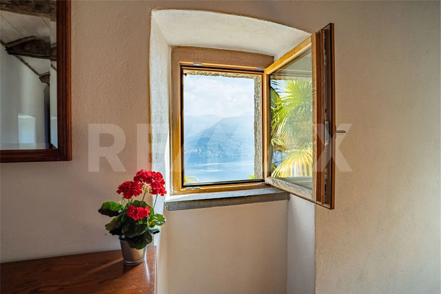 2,5-Zimmer-Wohnung mit Seeblick - Foto 4 von 4