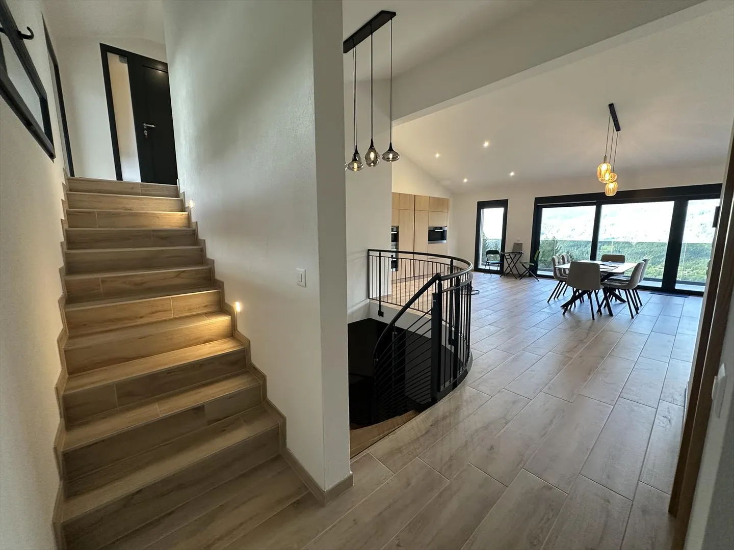 Villa 6.5 stanze - Foto 4 di 10