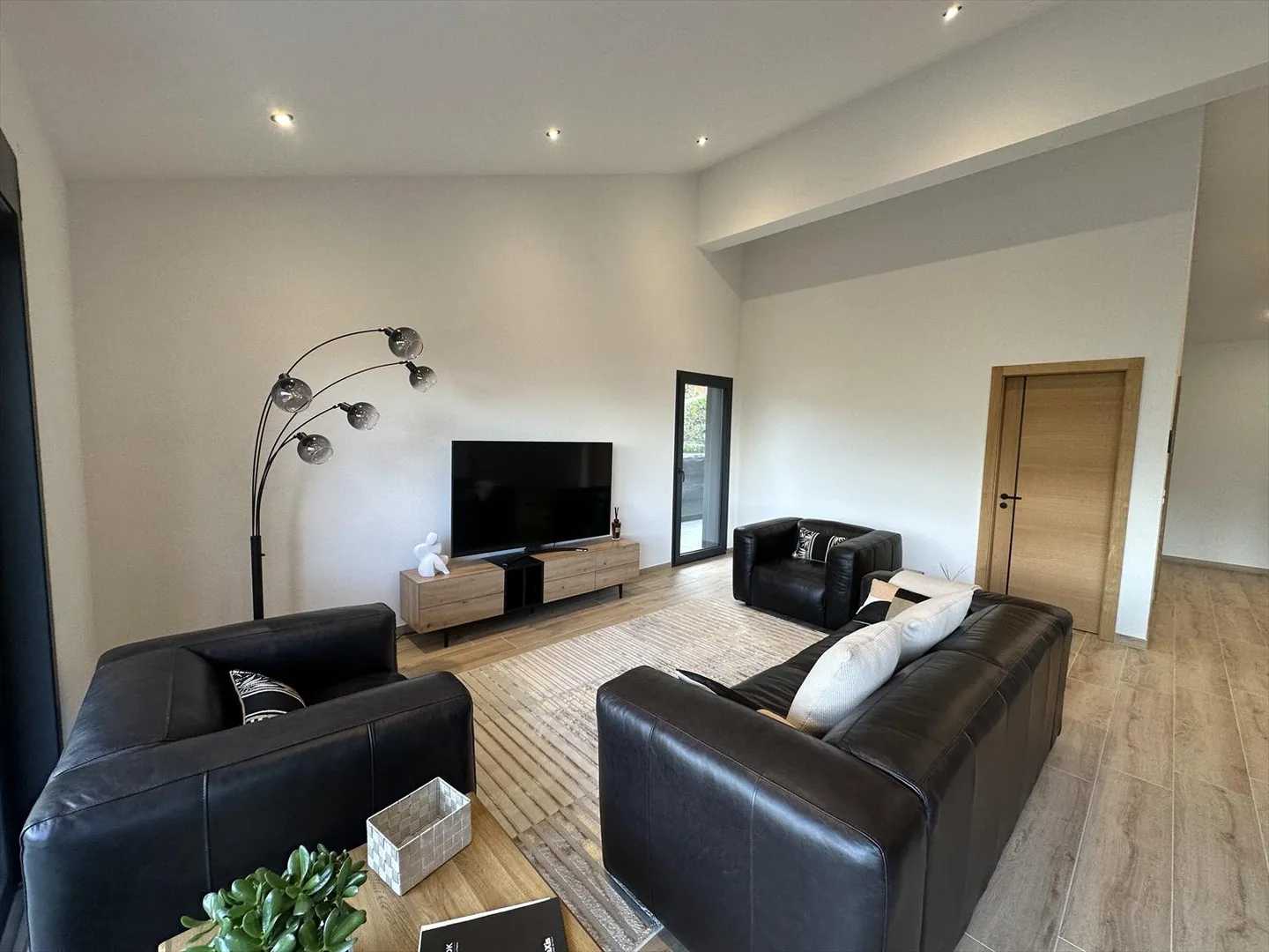 Villa 6.5 stanze - Foto 7 di 10