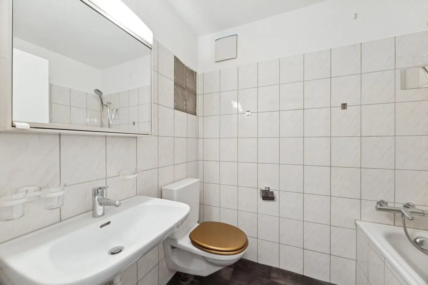 Appartement spacieux avec poêle suédois confortable - Photo 9 sur 12