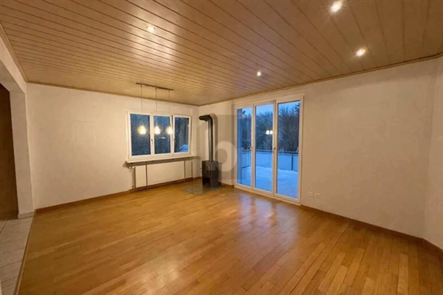 BRIGHT WELL-BEING PARADISE IN THE CITY - Photo 4 of 6