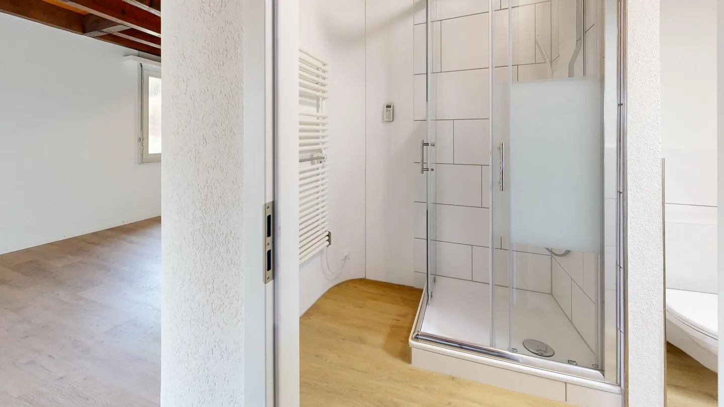 Sensazione di vita mediterranea a Vallamand - Maisonette con galleria e vista lago - Foto 12 di 37