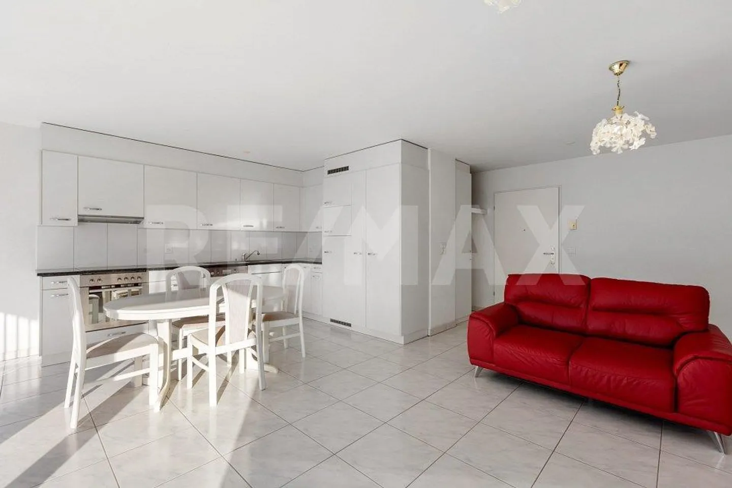 Charmante Wohnung mit Balkon - Foto 4 von 10