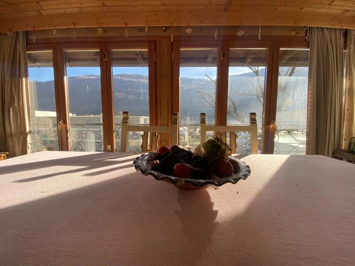 MAISON INDIVIDUELLE SPACIEUSE - 5.5 PIÈCES AVEC JARDIN - Photo 4 sur 11