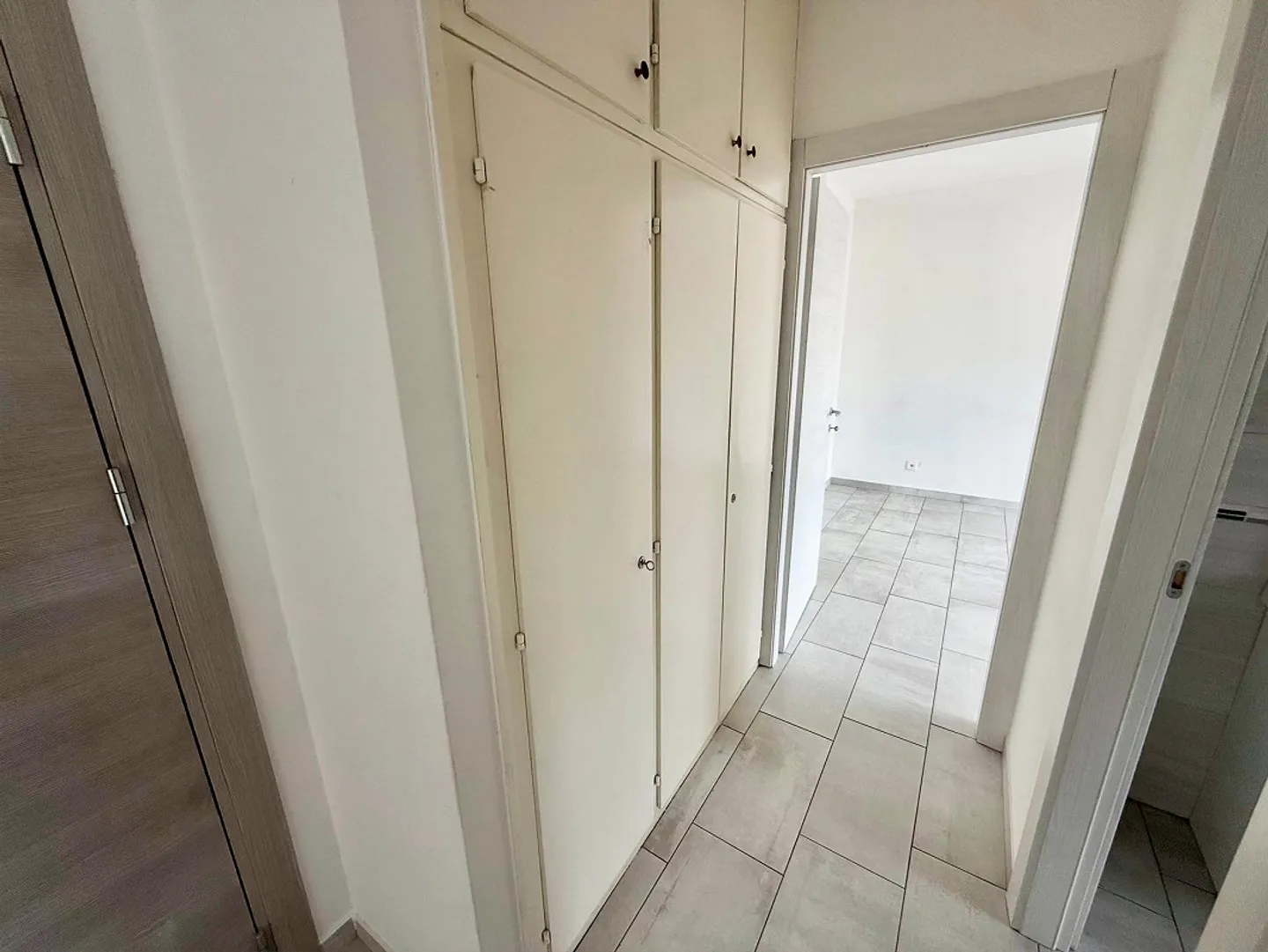 Up to 3 months free - Modern 2.5-room apartment in Balerna - Photo 5 of 10