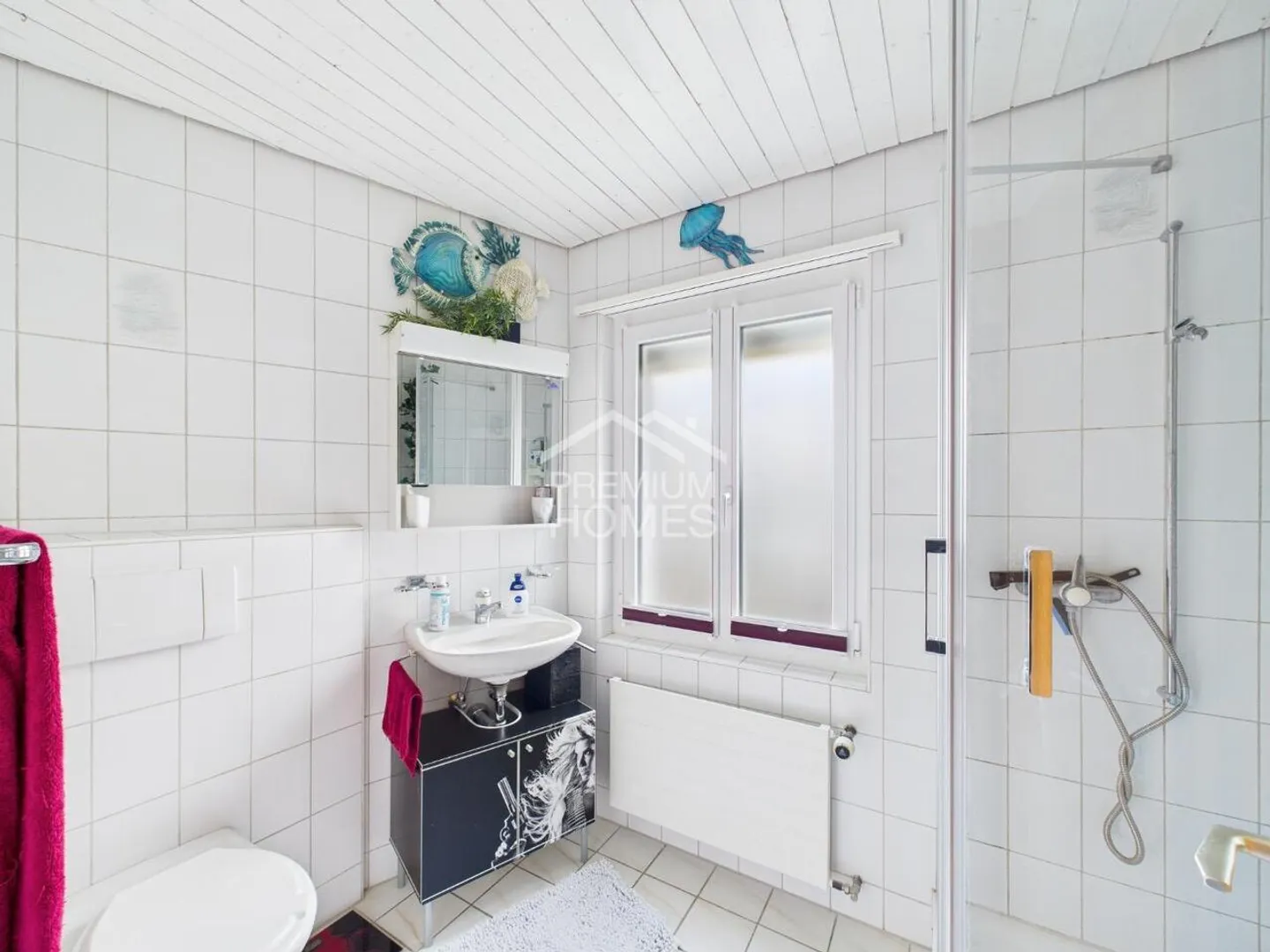 Fully rented investment property in a preferred location - Photo 10 of 13