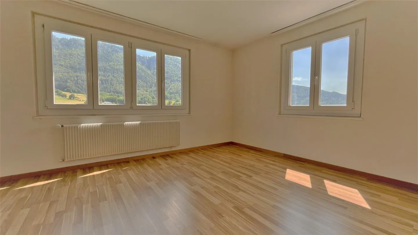 Charming 3.5-room apartment in Moutier - Photo 6 of 7