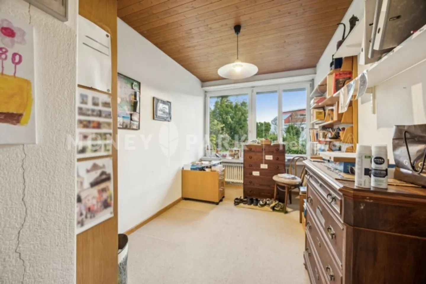 Single-family house with large garden in dream location - Photo 9 of 13