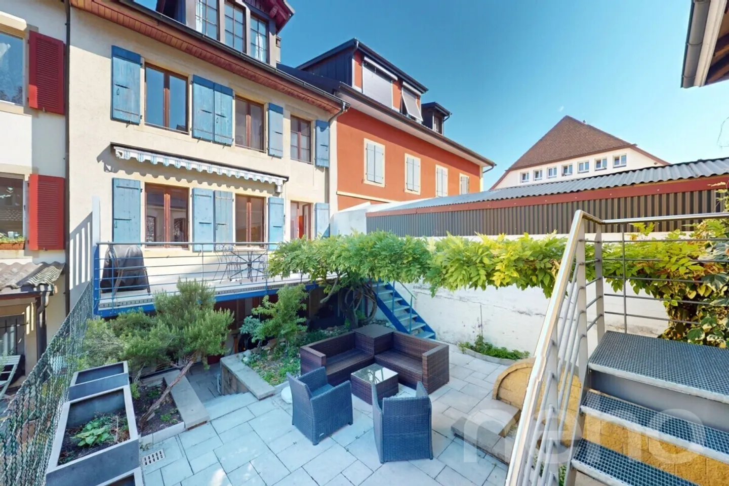 Charming renovated terraced house in the heart of Colombier - Photo 2 of 12