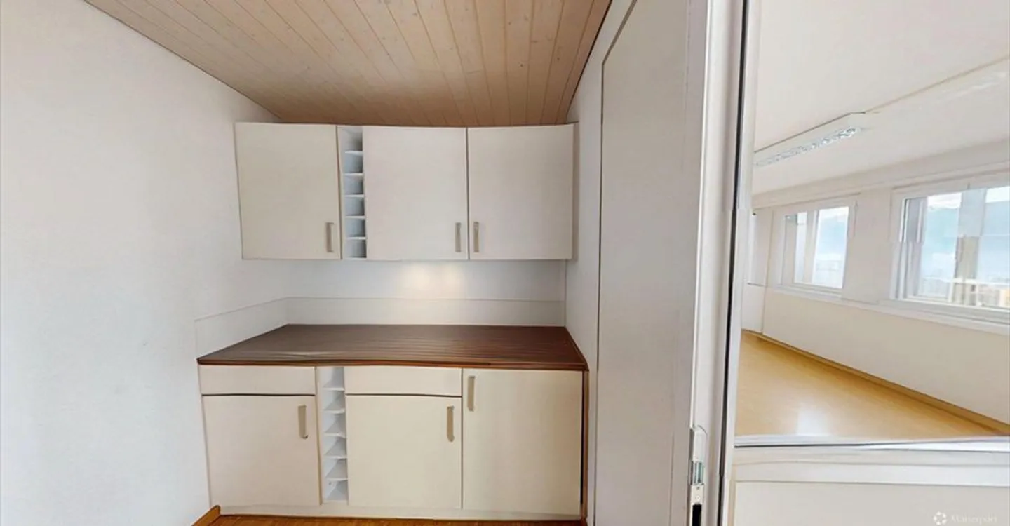 Mischgenutztes Gebäude mieten - Foto 5 von 12