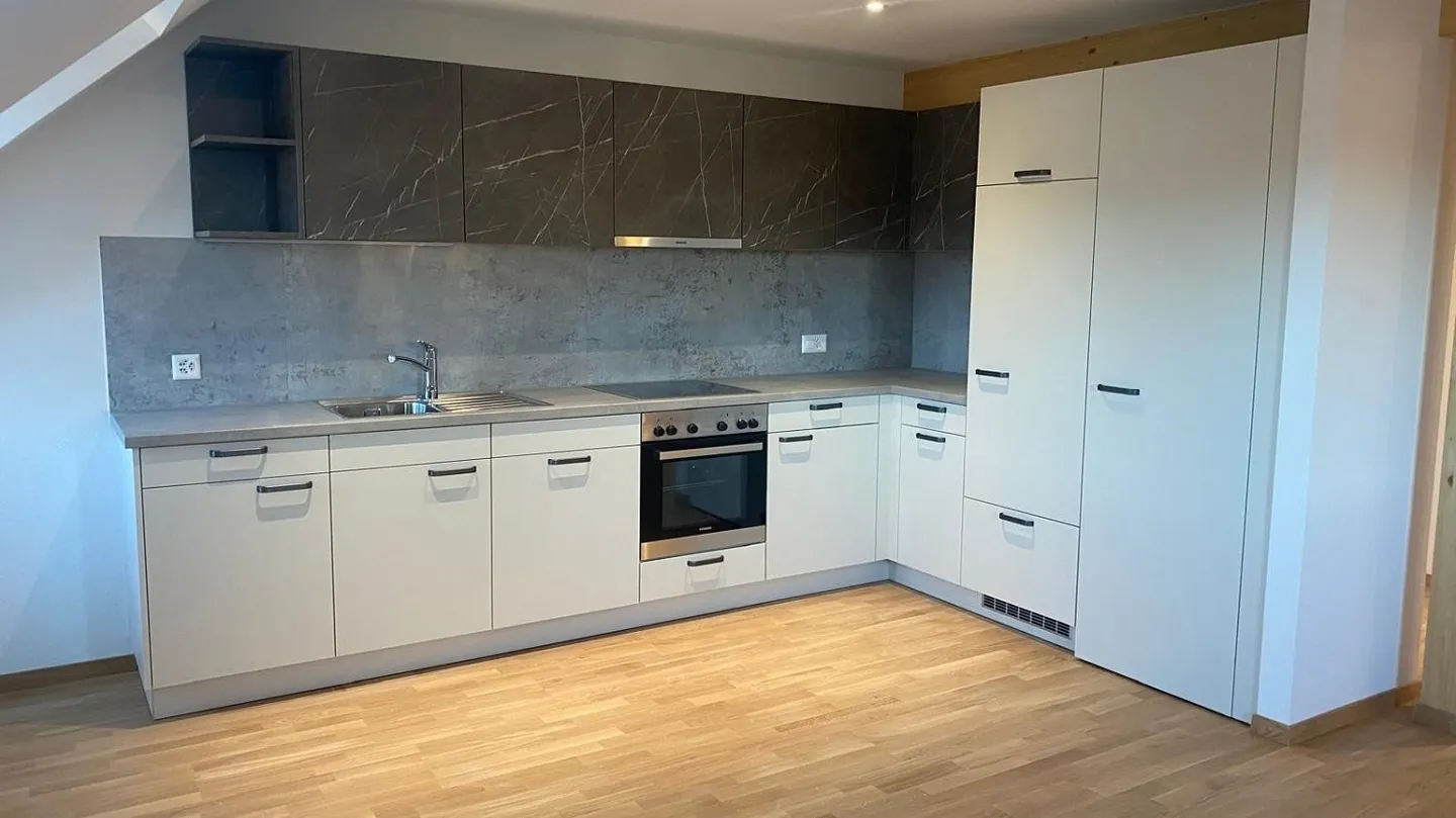 MAGNIFICO APPARTAMENTO NUOVO NEL SOTTOTETTO - Foto 2 di 9