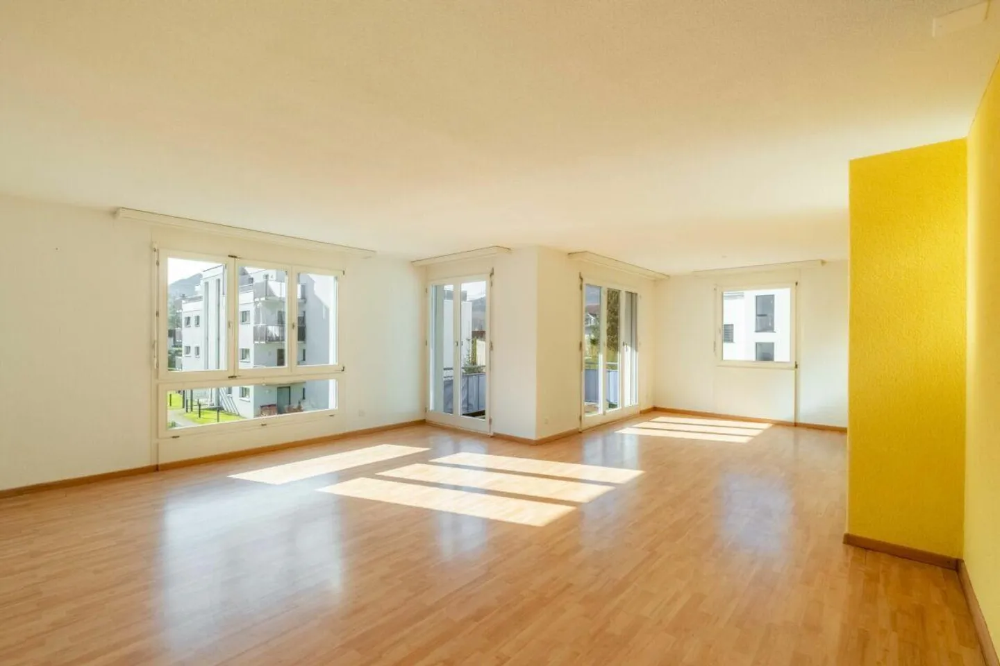 4.5 Zimmer-Wohnung im 2. OG - Foto 5 von 15