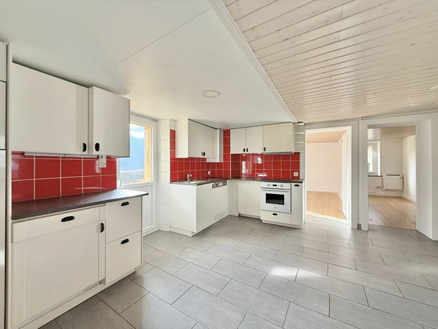 House with 2 apartments in Fully - Photo 4 of 15