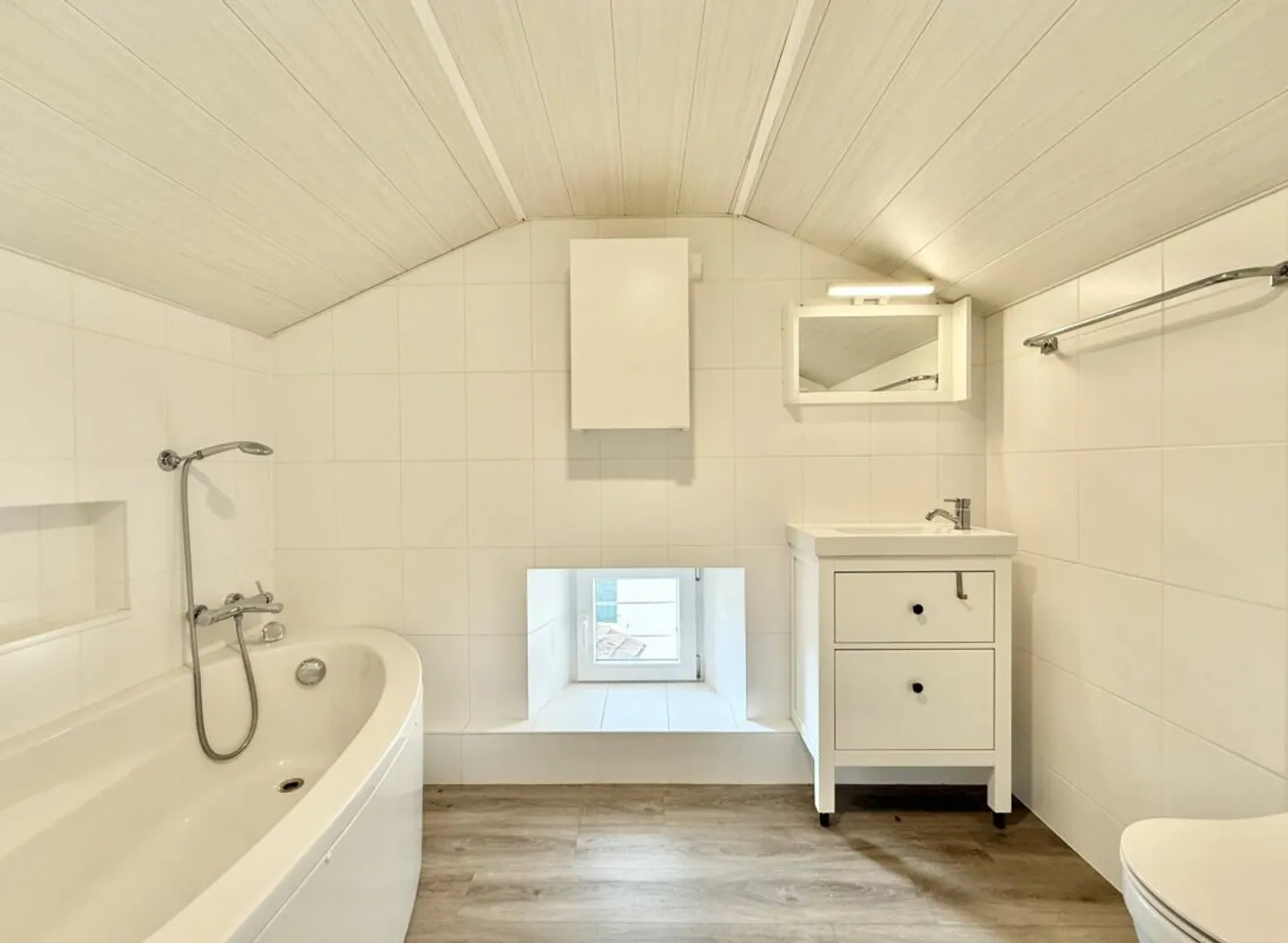 House with 2 apartments in Fully - Photo 10 of 15