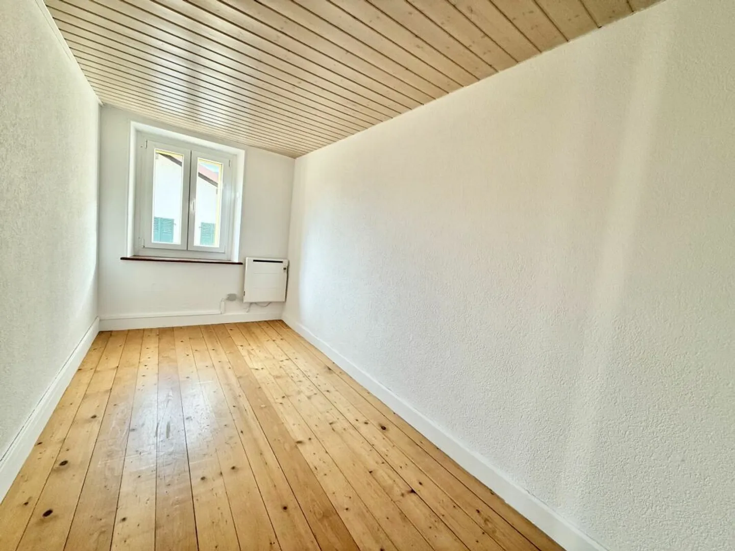 House with 2 apartments in Fully - Photo 13 of 15