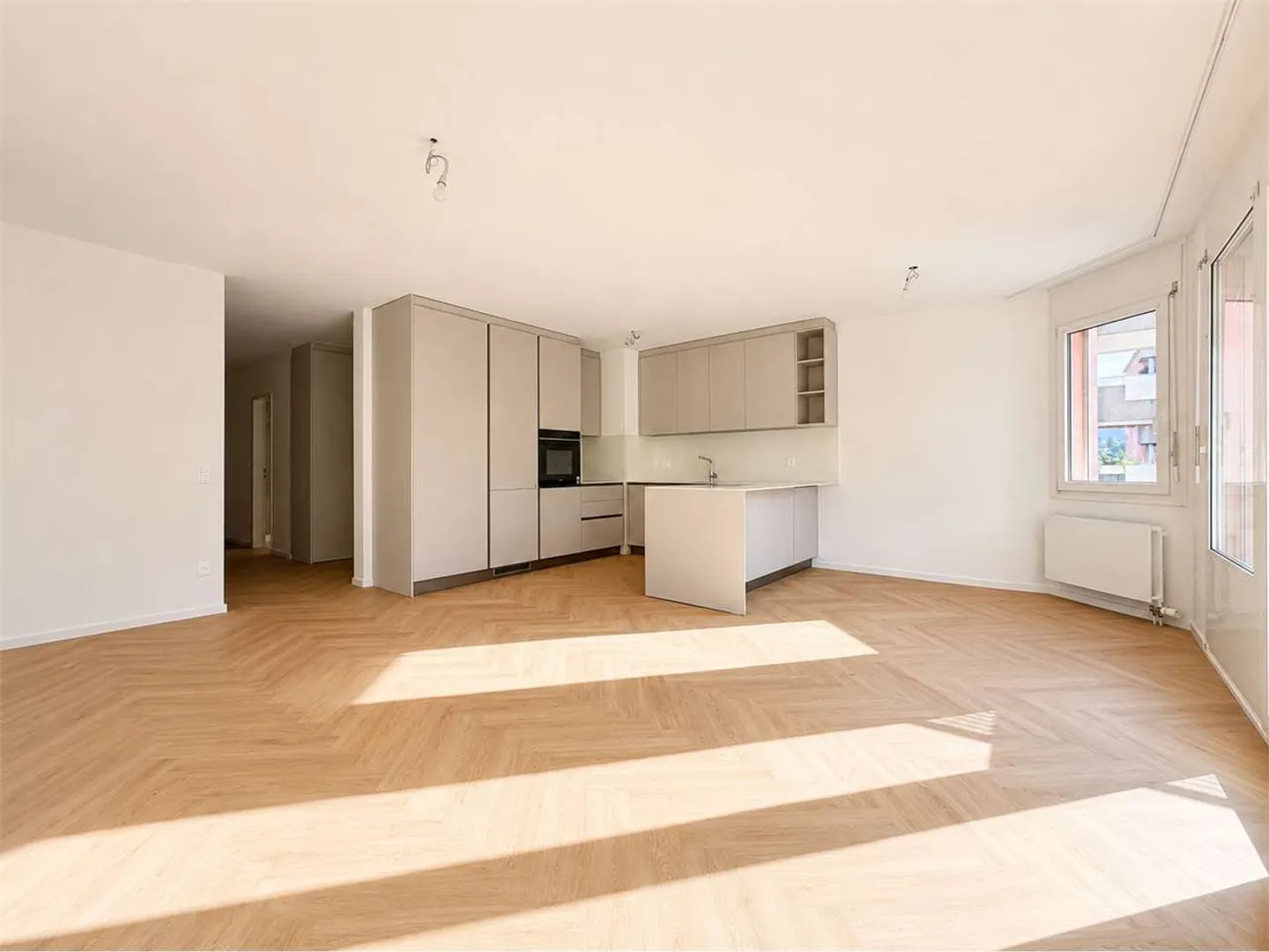 New - Renovated 3.5 room apartment in Breganzona - Photo 1 of 7