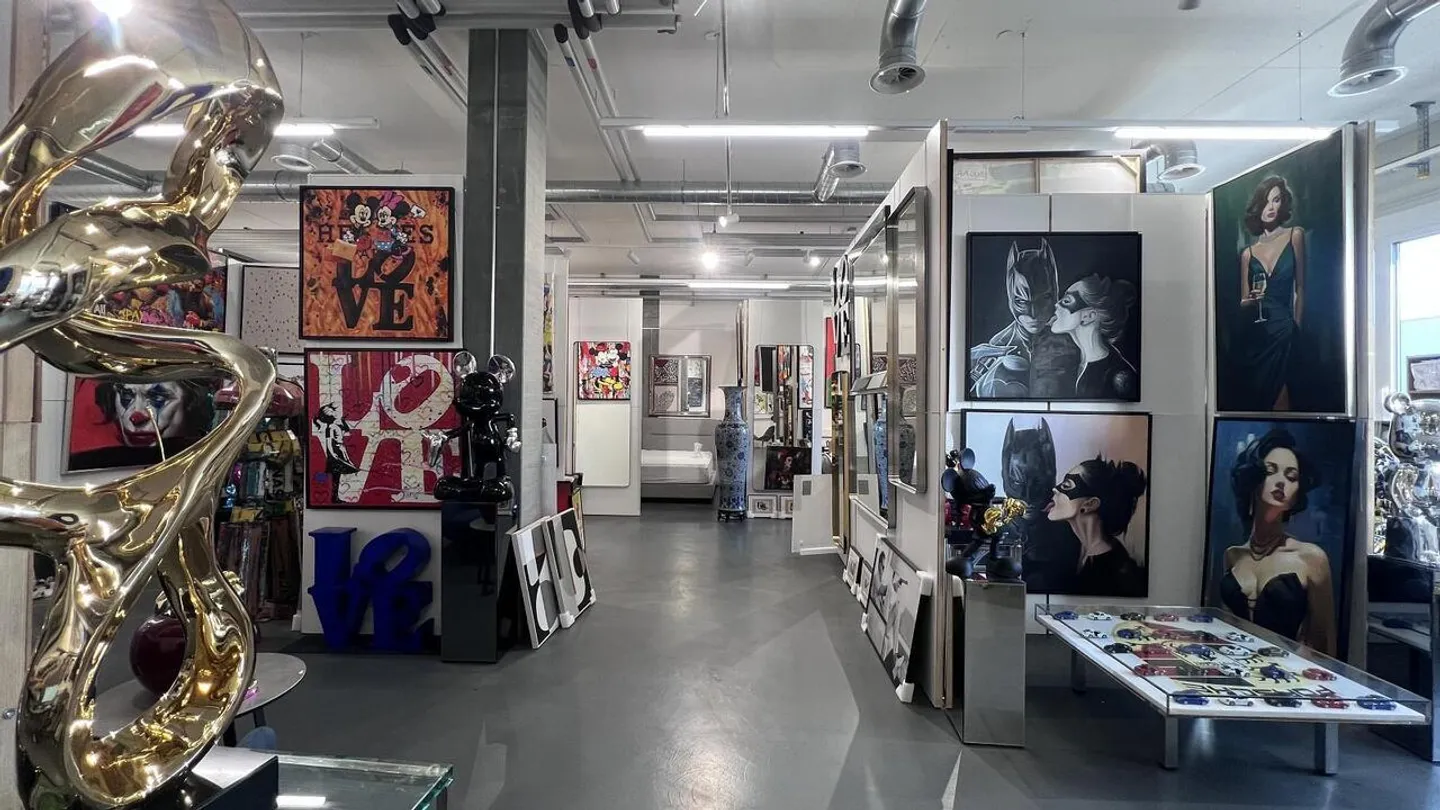 MODERNO, SPAZIOSO E VERSATILE - Foto 3 di 6