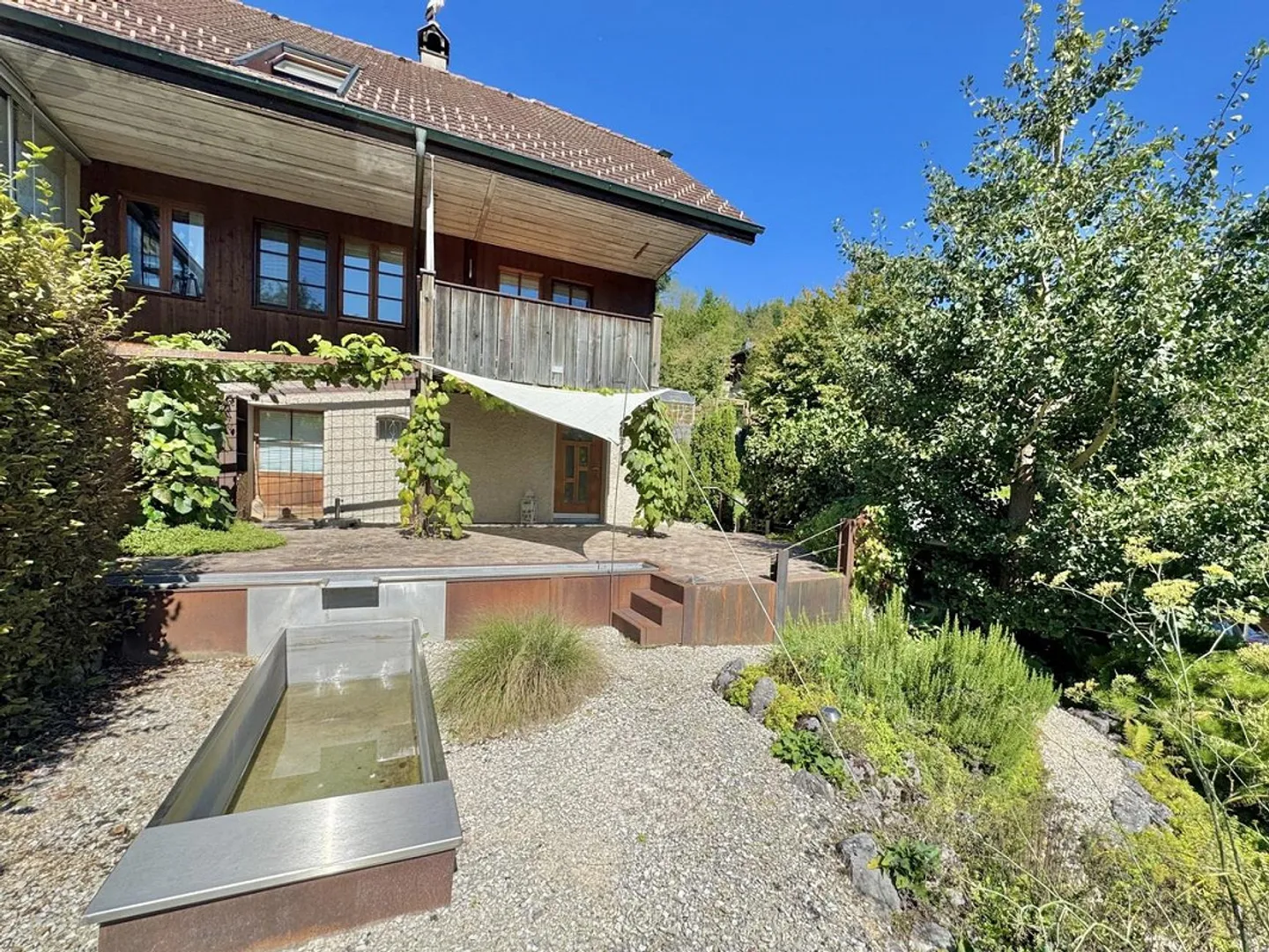 Maison Charmante avec Histoire dans un Environnement Idéal - Photo 14 sur 20